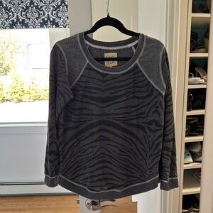 NWOT Chaser long sleeve top